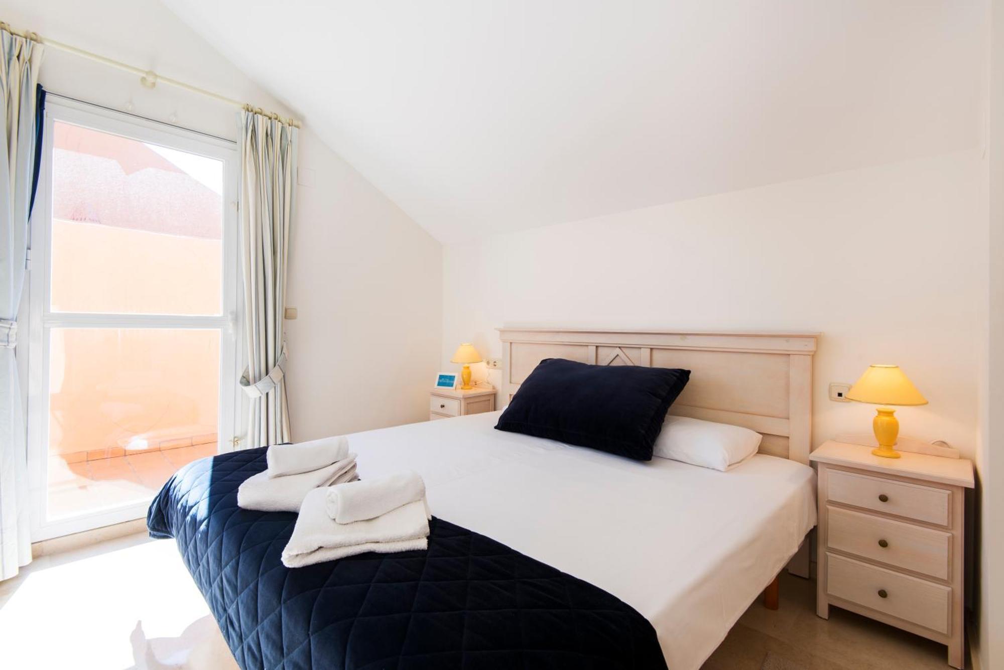 Rentandhomes Penthouse Elviria Golf Марбелья Екстер'єр фото