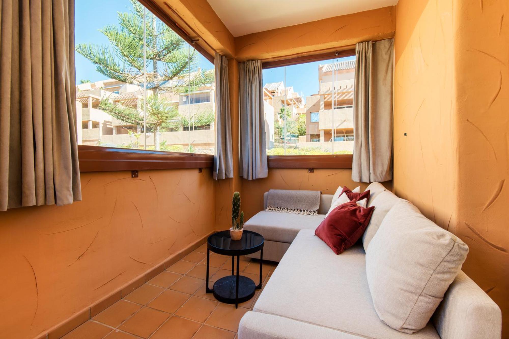 Rentandhomes Penthouse Elviria Golf Марбелья Екстер'єр фото