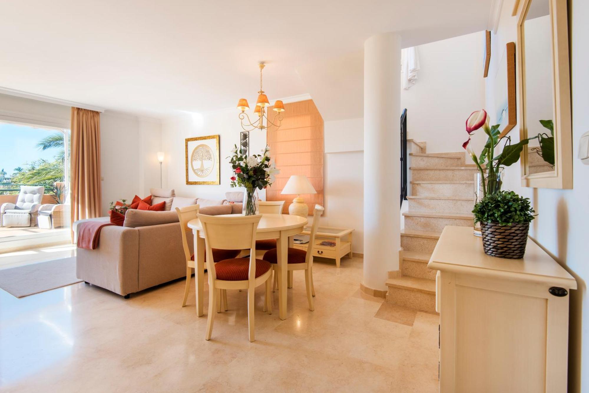 Rentandhomes Penthouse Elviria Golf Марбелья Екстер'єр фото